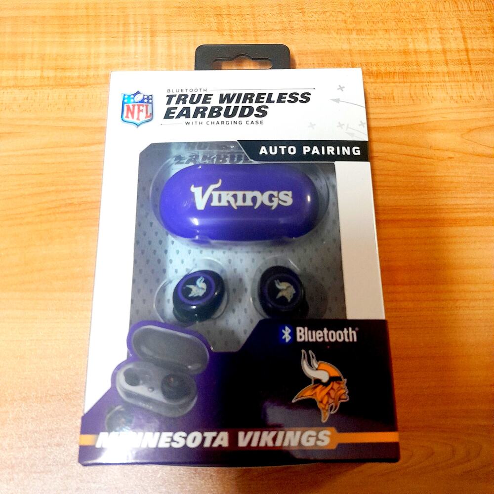NFL Vikings Wireless Earbuds True Version 2 Red Bluetooth   New Minnesota